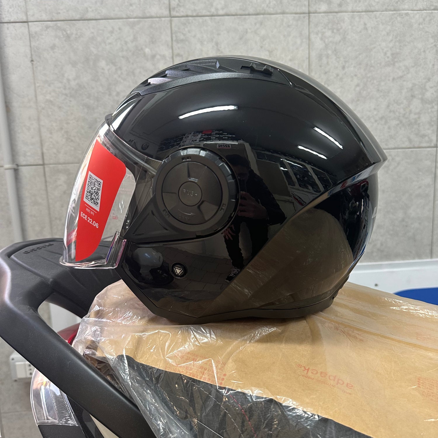 LS2 OF616 AIRFLOW 2 - GLOSS BLACK NERO LUCIDO