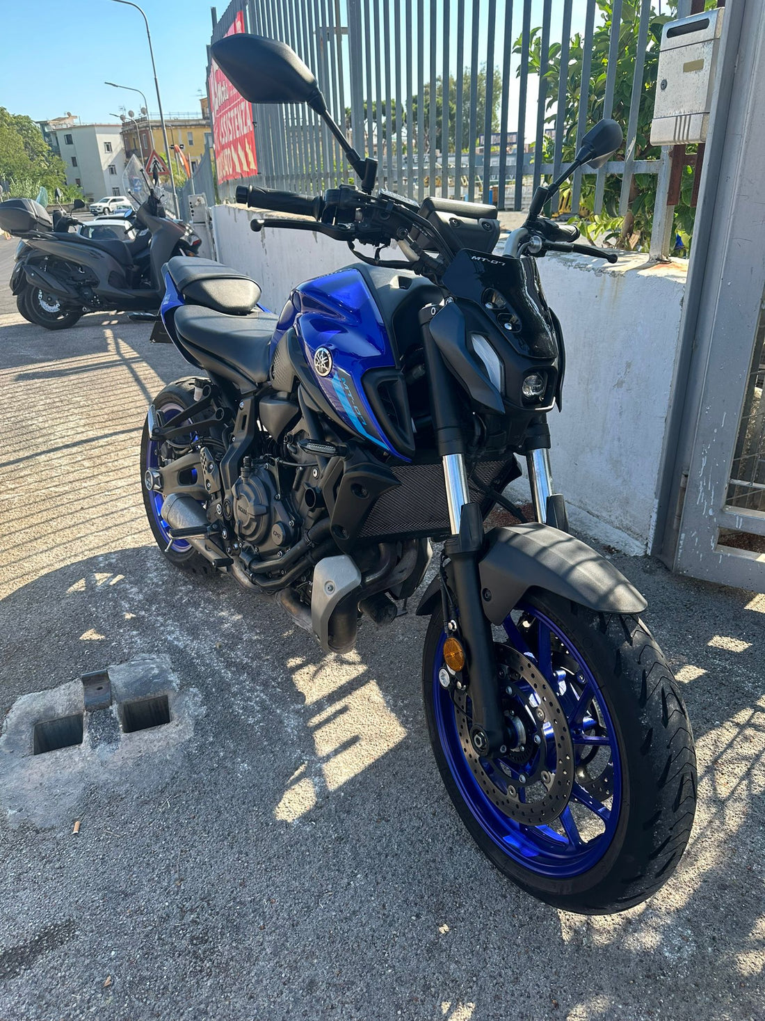 YAMAHA MT 07 (USATO)
