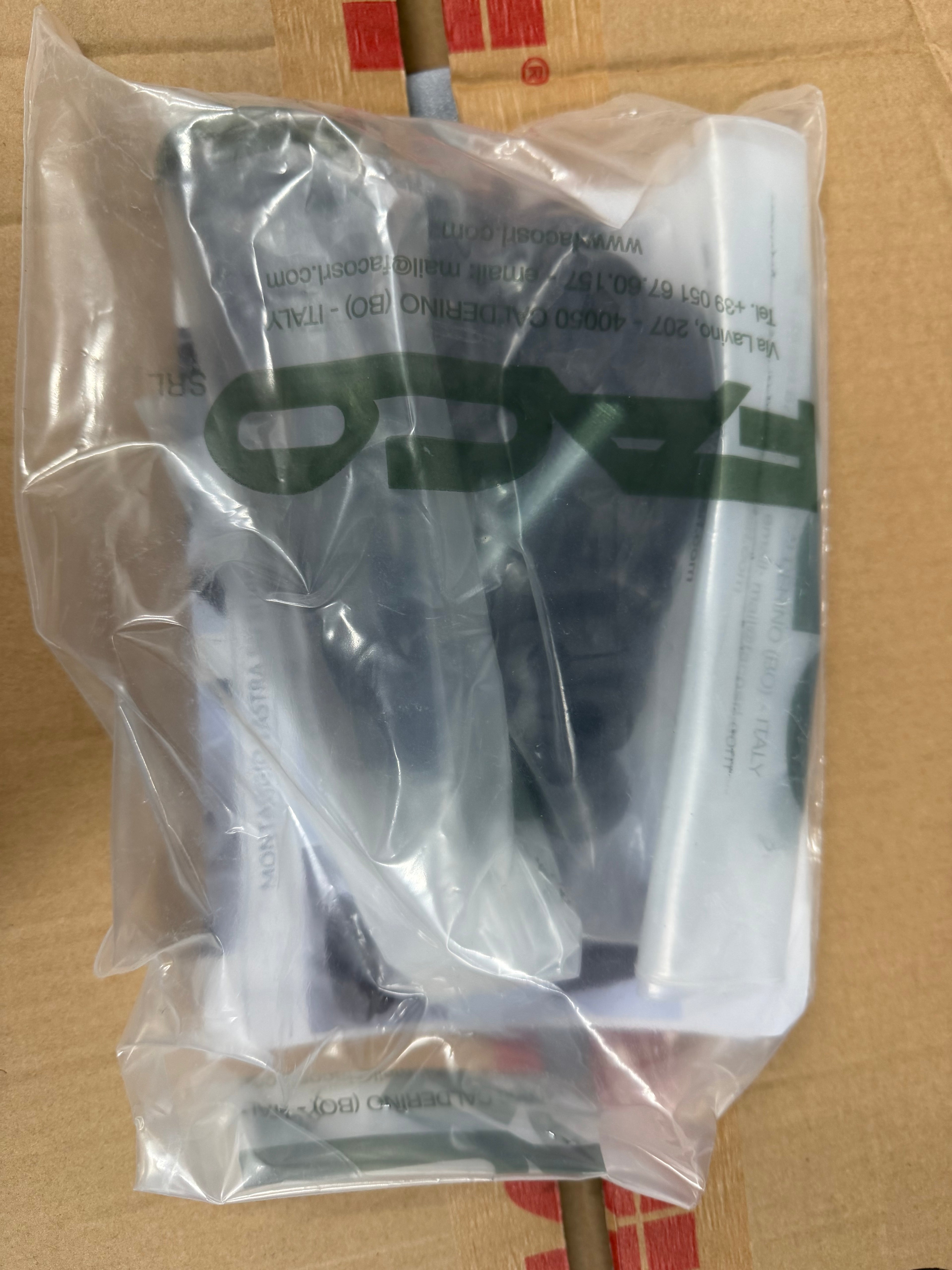 CUPOLINO BASSO SPORTIVO FUME’ FACO PIAGGIO BEVERLY HPE 300/310/400 (2021 - 2025)